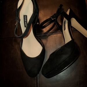 9.5 Nine West heels